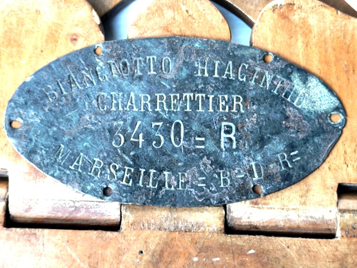 Trade Plaque Of Hyacinth, Carter From Marseille, 19th Century.