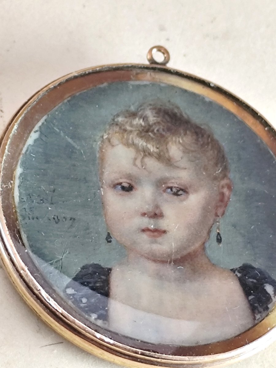 Minuscula: Portrait Of A Beautiful Child, 1st Empire Period, Fine Gold Frame, Wear And Tear-photo-3