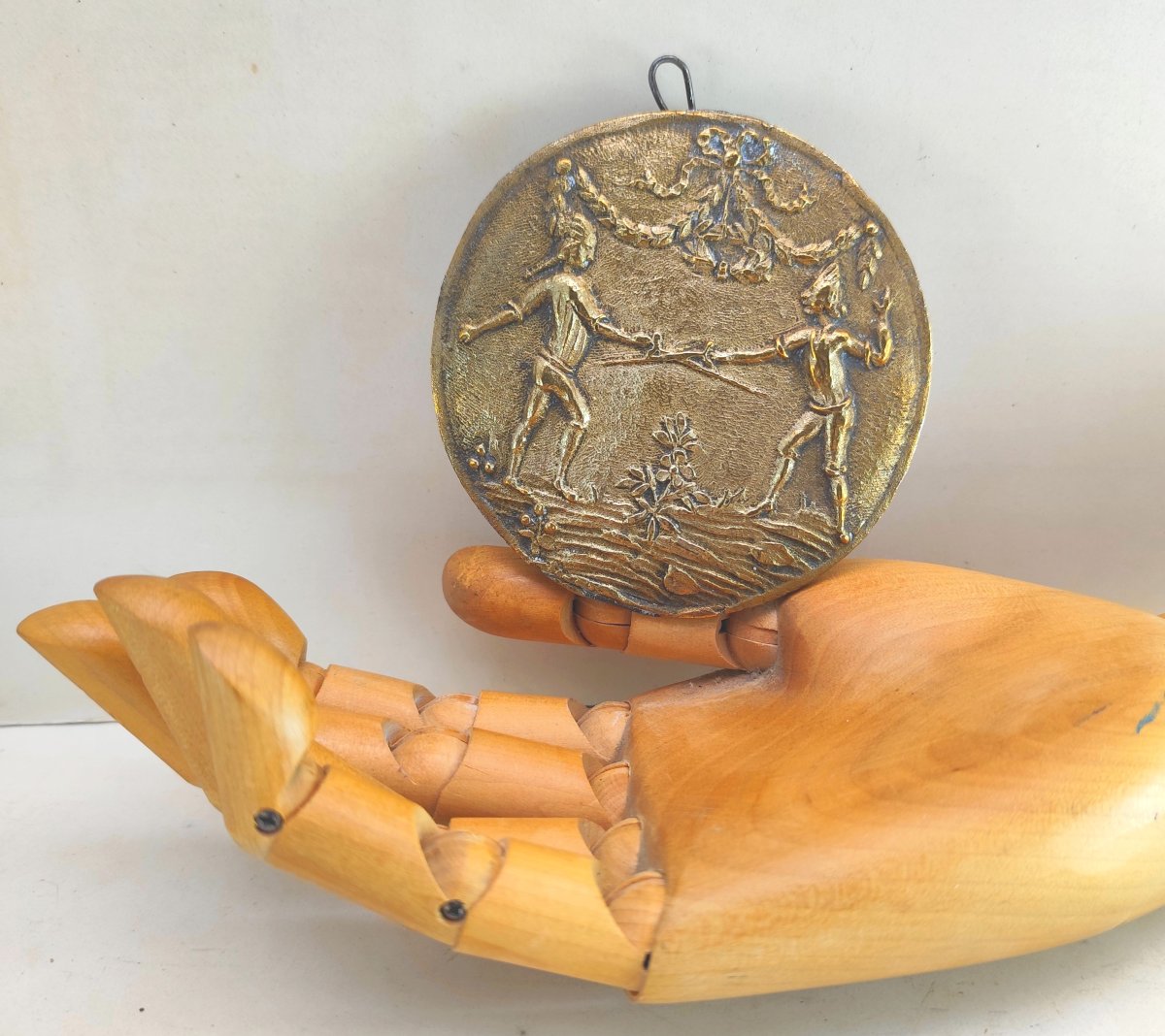 Lourde Plaquette bronze : Escrime, fin XIXe, 9cm, Ancien trophée-photo-2