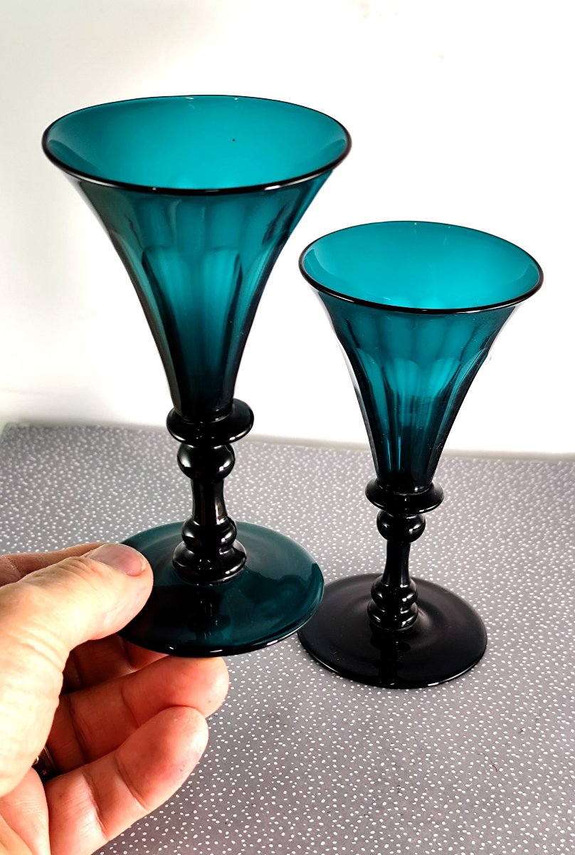 Demi-douzaine de verres en cristal vert émeraude – 19e siècle, Bristol?-photo-2