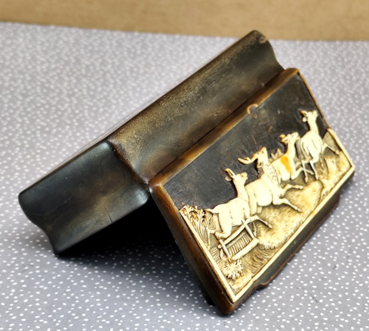 Hunter's Snuffbox Made Of Horn And Antler, 19th Century-photo-2