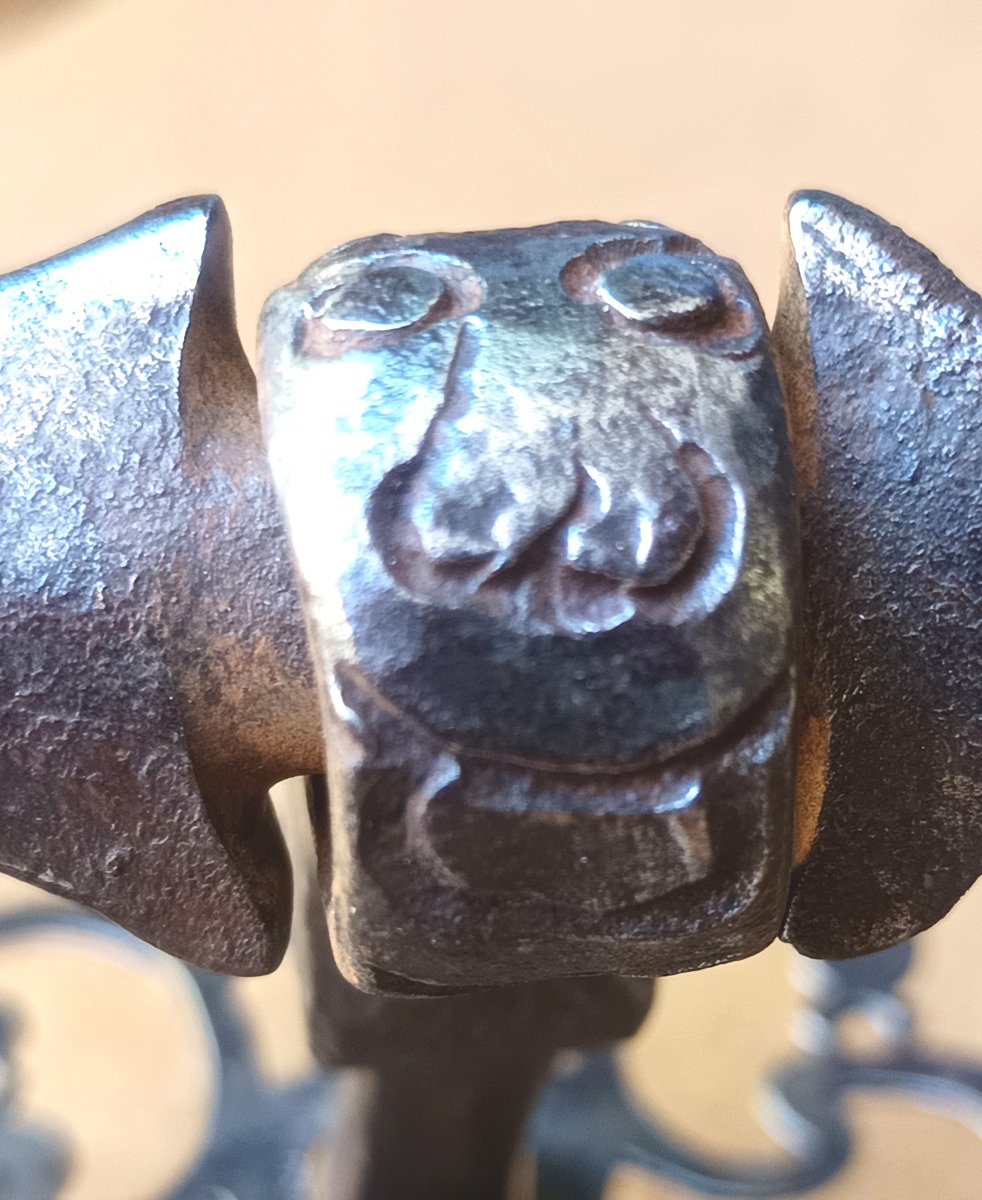 Marteau de porte à Tire-Langue, fer forgé gravé, époque Louis XV-photo-1