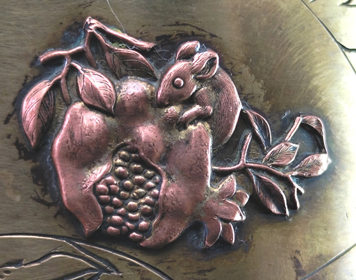Belle boîte ovale gravée et incrustée, Japon, fin 19e siècle-photo-3
