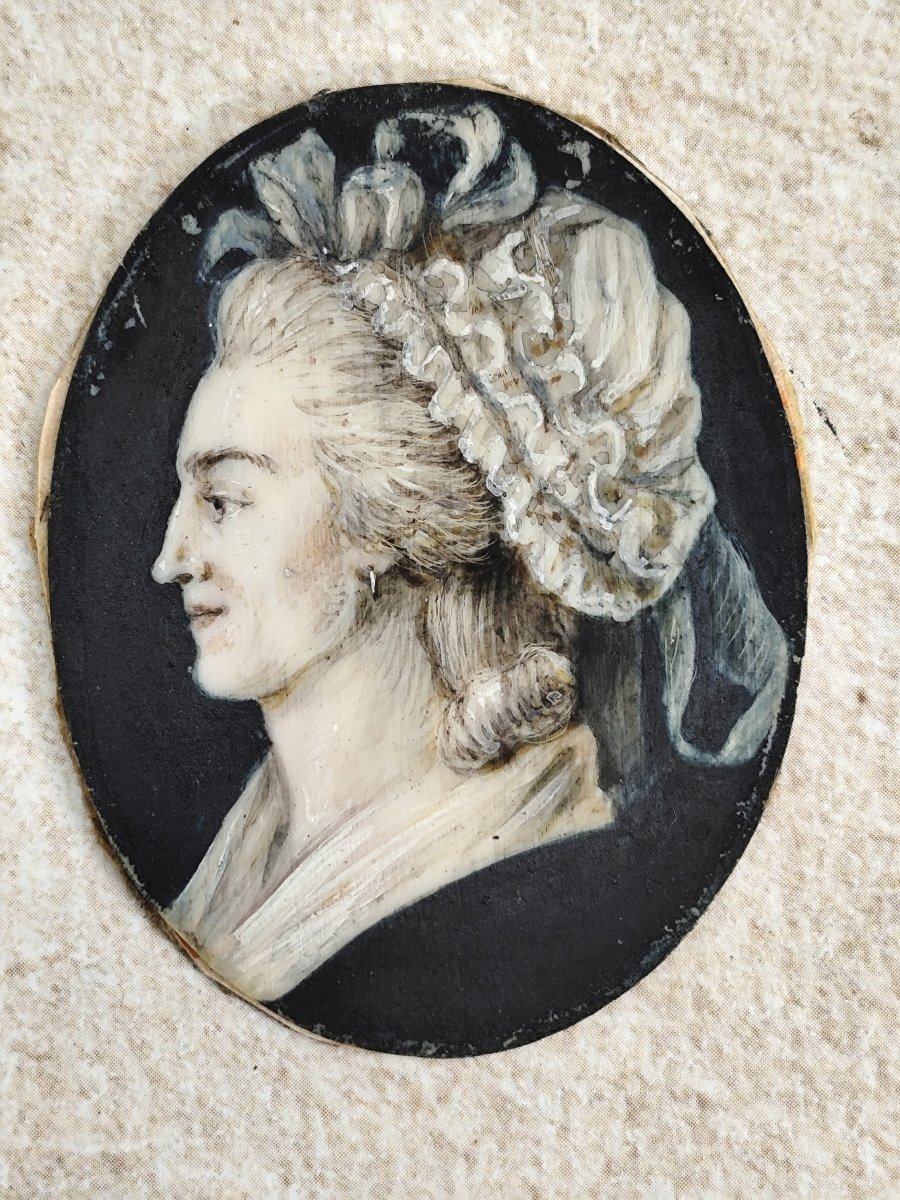 Découverte : Marie Antoinette à la prison du Temple, portrait idéalisé, fin 18e siècle