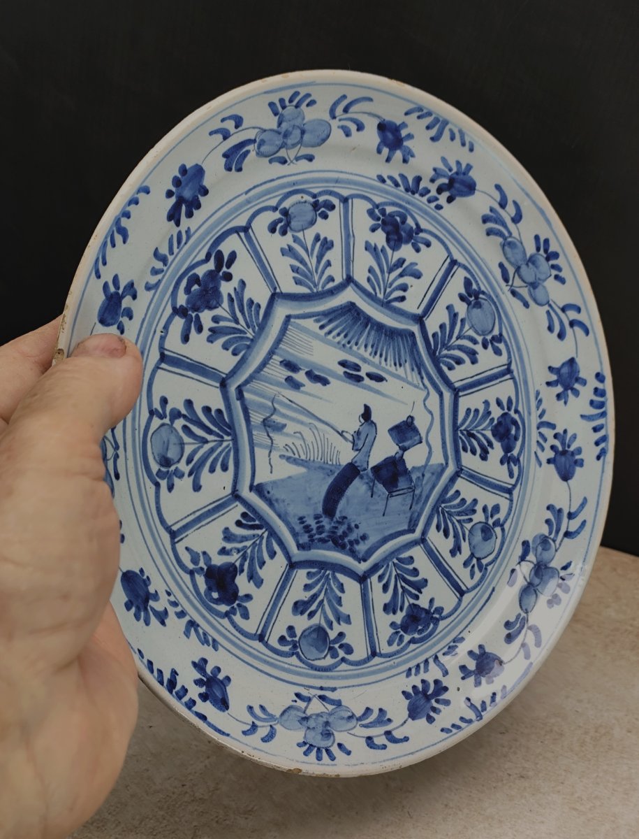 Assiette Delft, La Hache de Porcelaine, XVIIIe siècle  Bel état-photo-2
