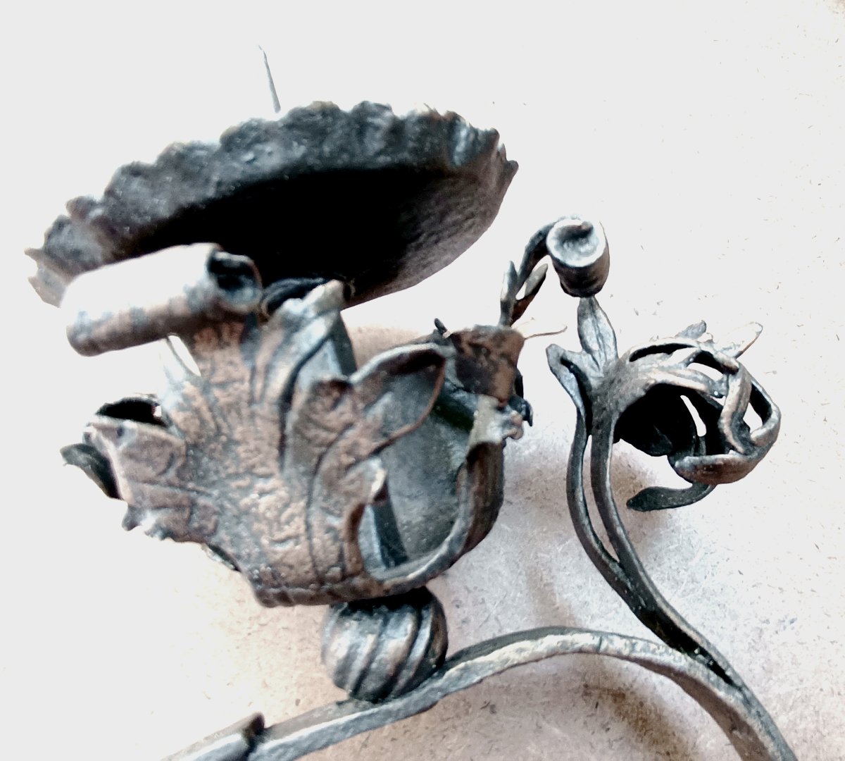 Ferronnerie du XVIIIᵉ siècle – Tête de pique-cierge d’applique-photo-3