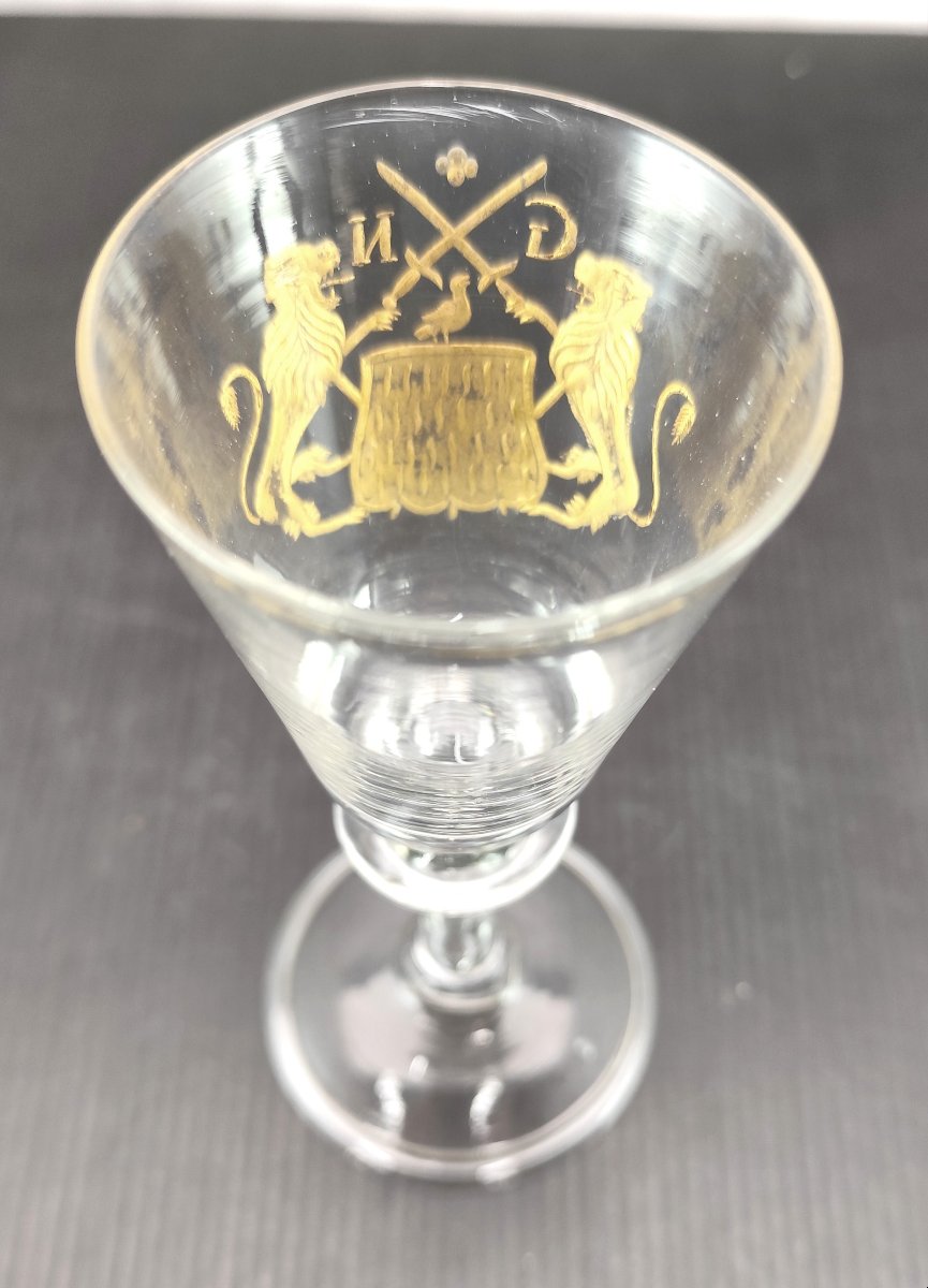 Beautiful  18th-century Heraldic Wine Glass, Northern Europe.-photo-1