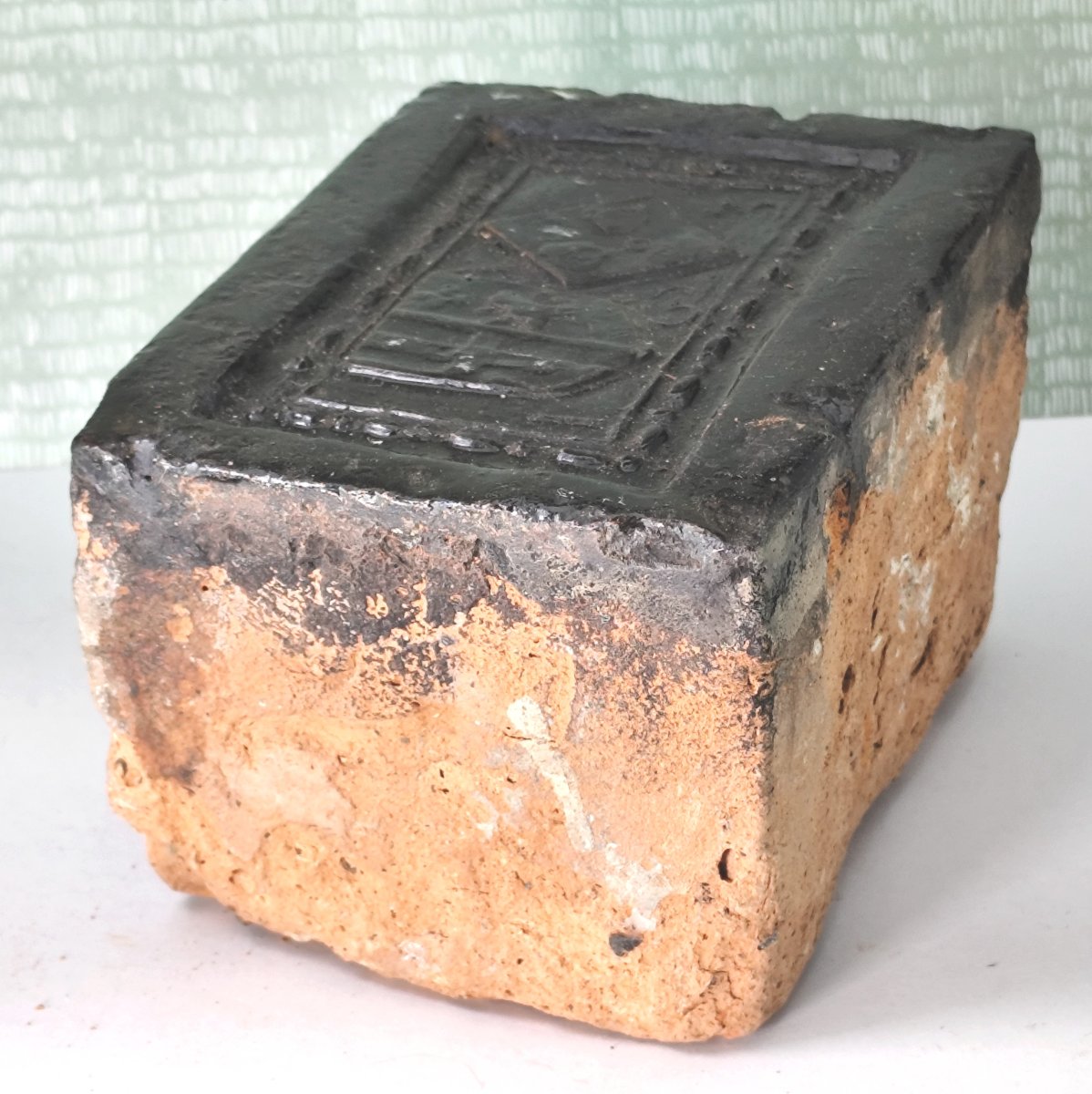 Coat-of-arms Brick From 1623, Commemorating One Union Of Two Families From Liège -photo-2