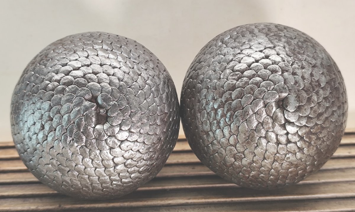 Paire de boules Lyonnaises écailles de poisson XIXe  Cloutées, bel état-photo-1