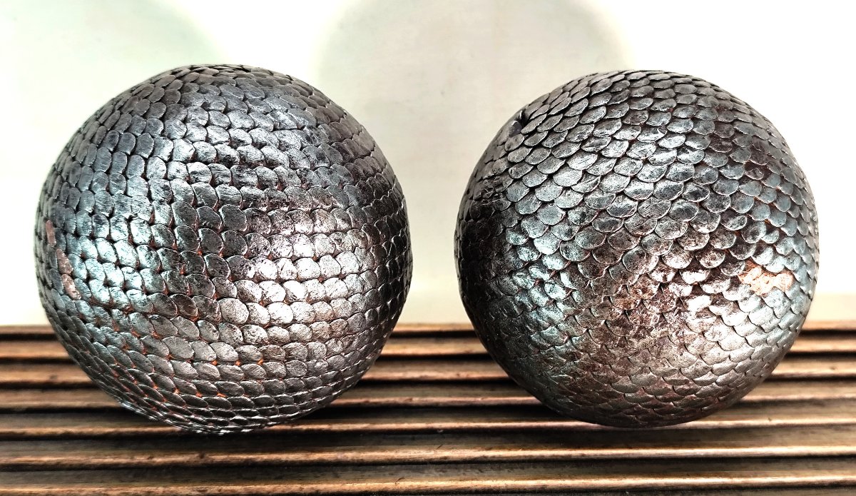 Paire de boules Lyonnaises écailles de poisson XIXe  Cloutées, bel état