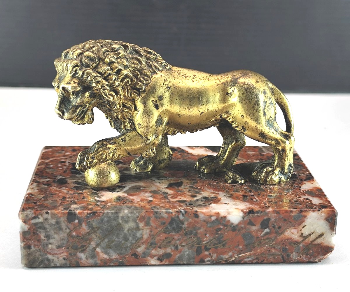 Mercury-gilded Bronze Lion On A Marble Pedestal, 19th Century
