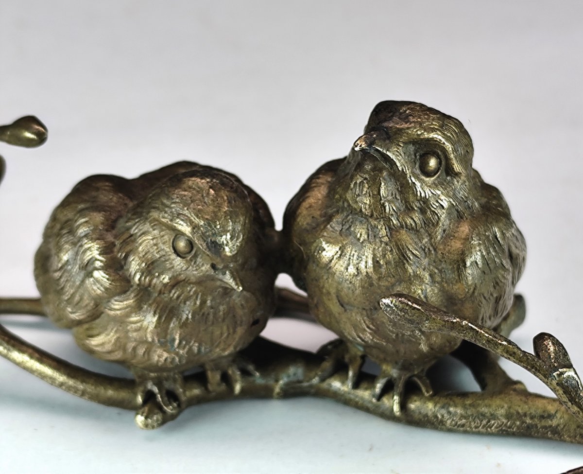 Petits moineaux blottis, bronze de Vienne animalier vers 1900, 