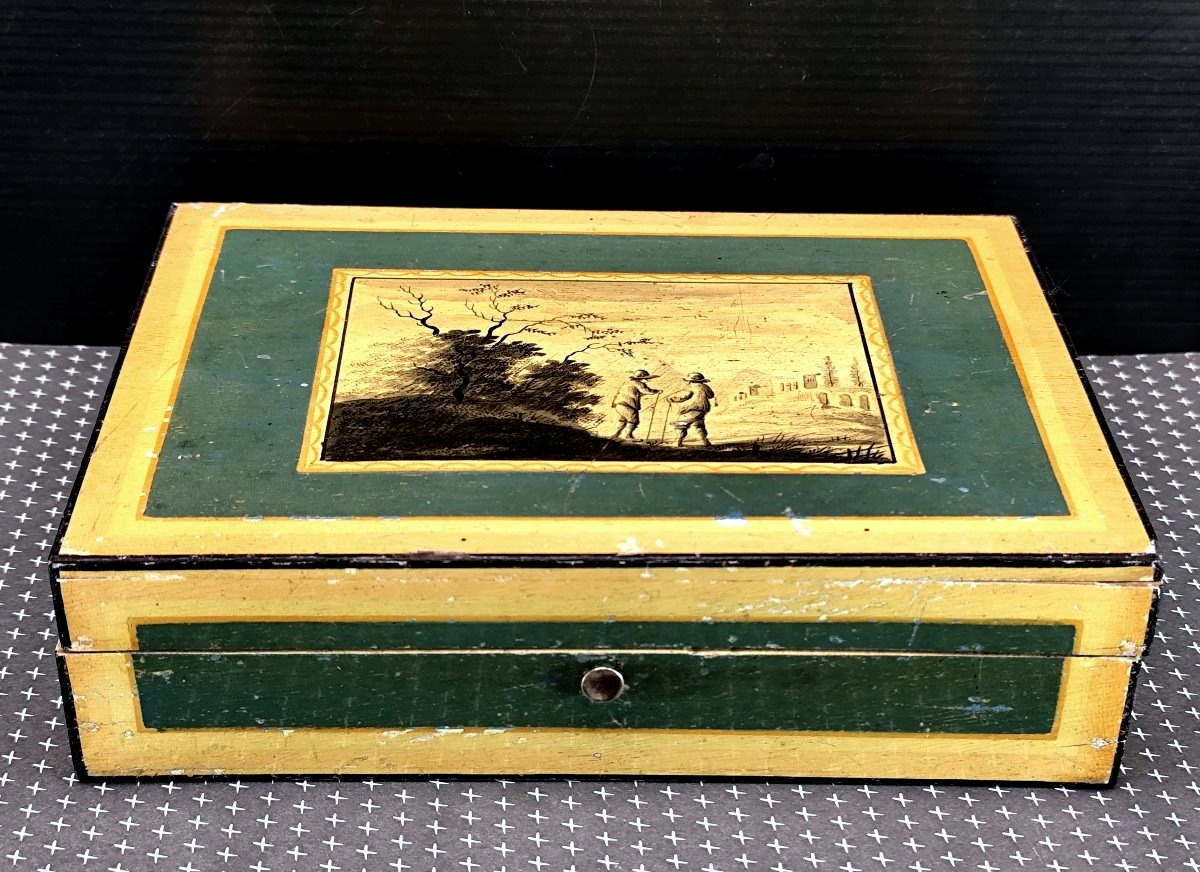 Boîte à jeux joliment  laquée en camaïeu, SPA, Belgique, fin XVIIIe, état remarquable