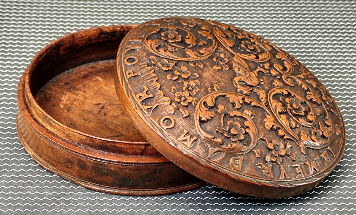 Declaration Of Love From The Louis XIV Era On A Wooden Box From St. Lucia-photo-2