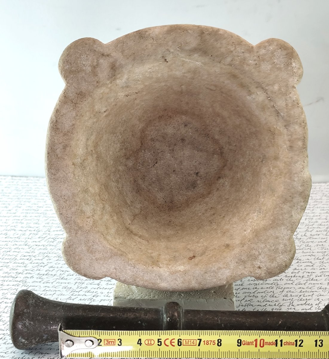 Fine Carved Limestone Mortar, 18th Or 19th-century French Art Populaire -photo-4