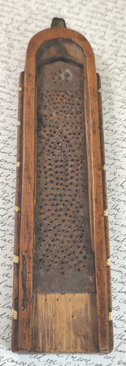 Fine Inlaid Tobacco Grater, Holland, 18th Century-photo-4