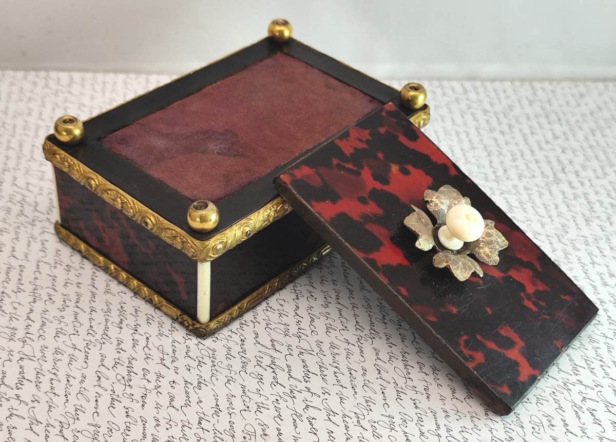 Luxurious Desk Pin Box, Napoleon III Period, With Marquetry-photo-3