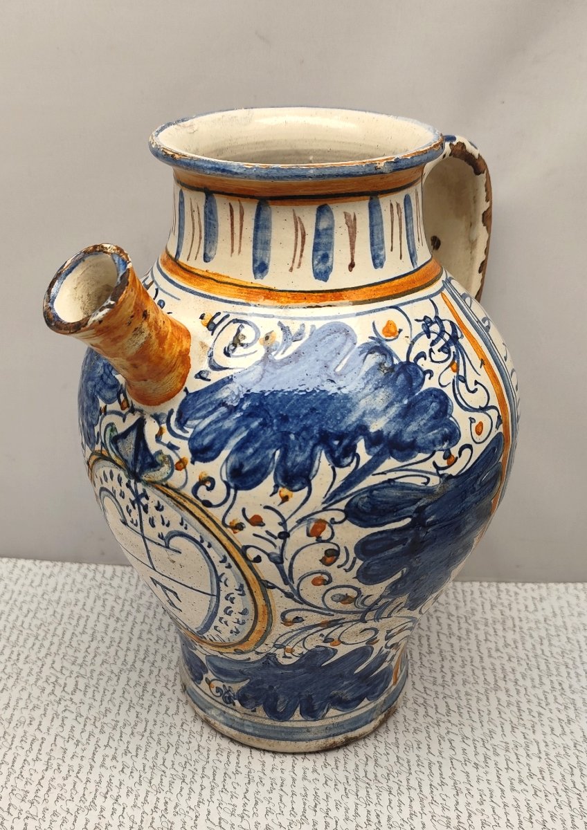 Chevrette d’hospice, aux belles couleurs, faïence Sicilienne, XVIII-XIXe siècle, Caltagirone;-photo-1