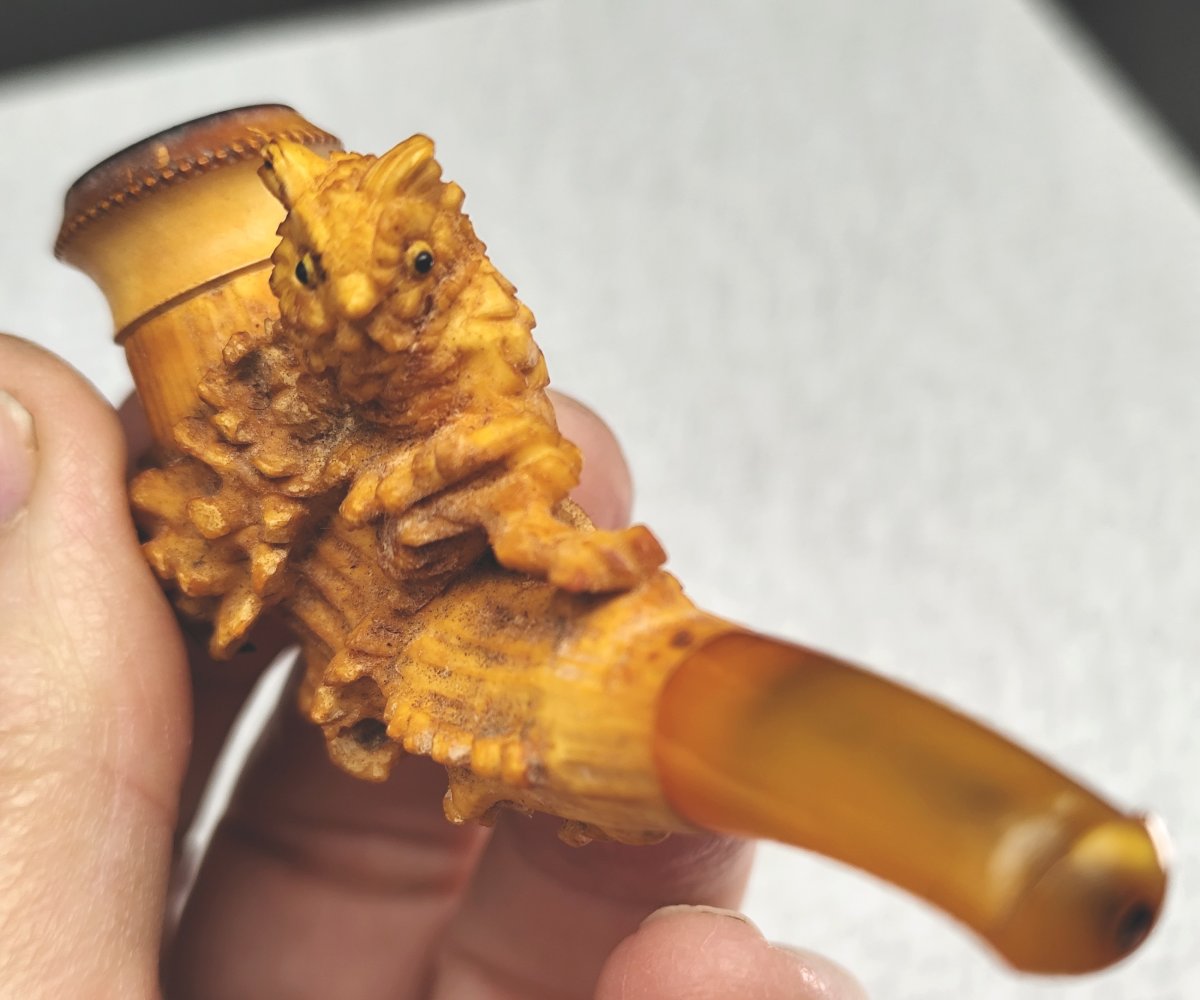 Petite Pipe au Grand Duc, écume et Ambre, en étui , travail Viennois XIXe-photo-2