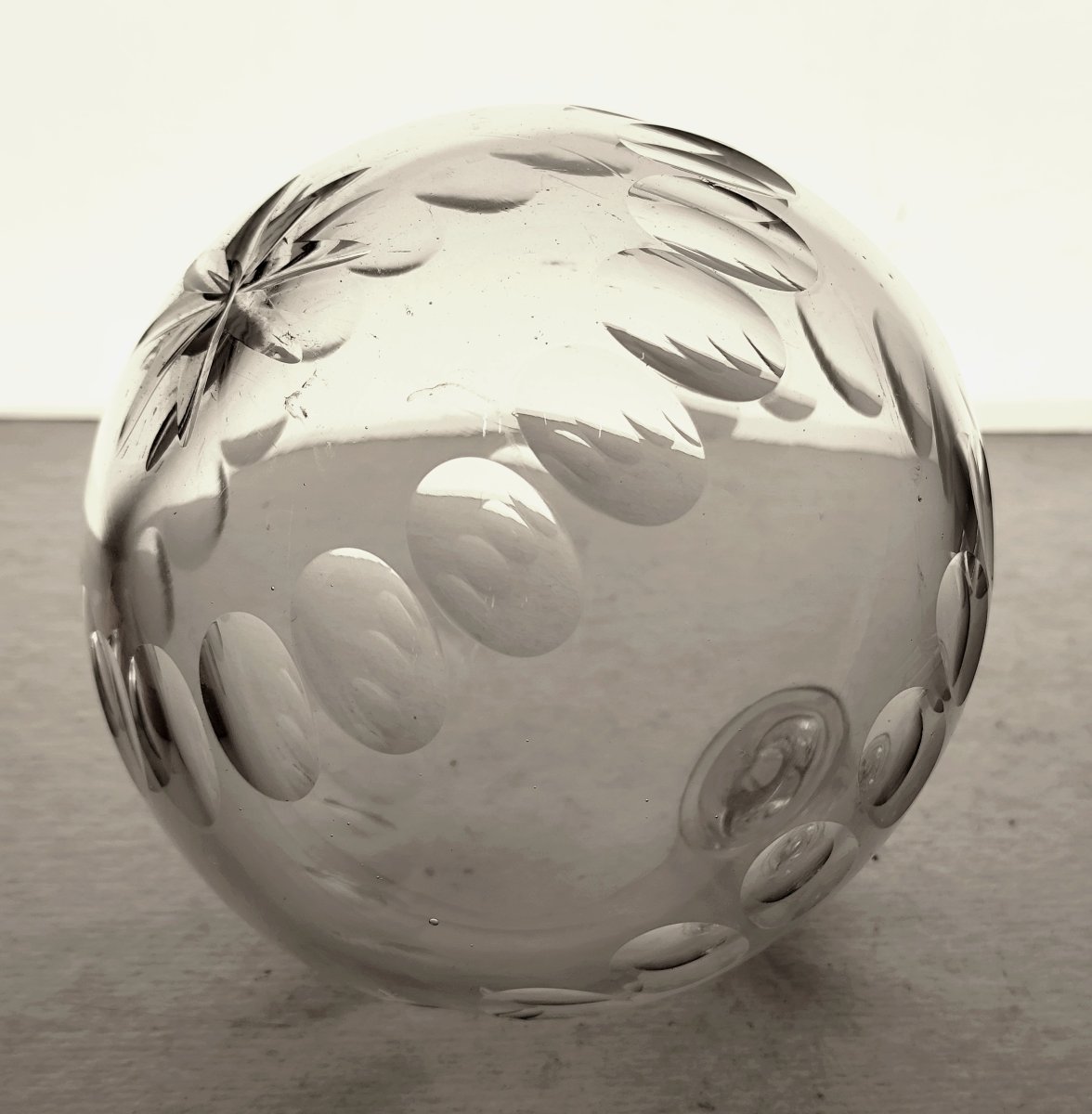 Large Chandelier Globe, 13.5 Cm, Blown And Cut Glass, Louis Philippe Period-photo-3
