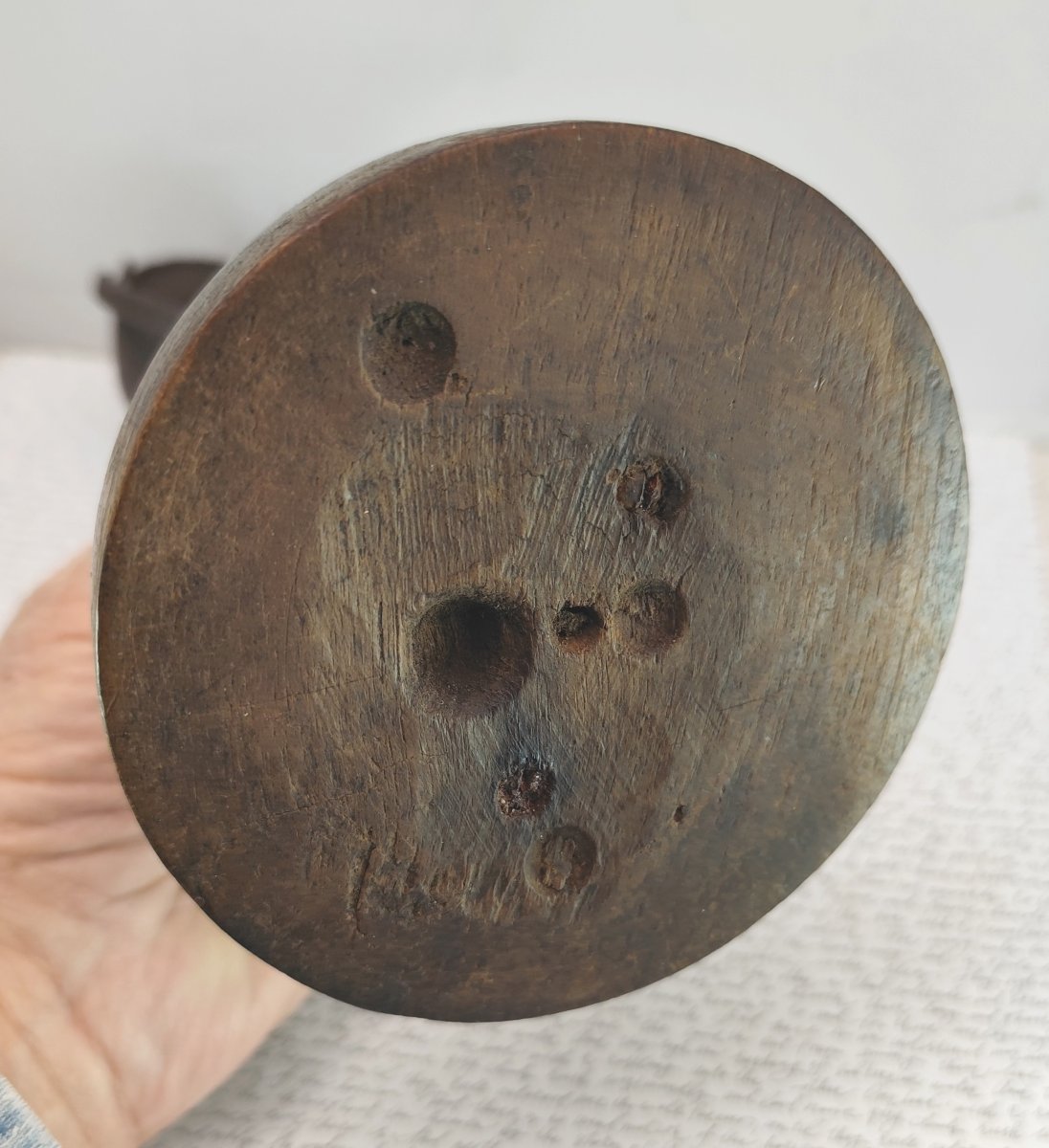 Lampe à huile de table en fer forgé, modèle oscillant sur cardan, XVIIIe siècle-photo-1
