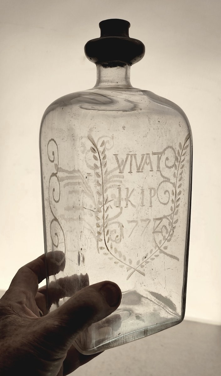 Alcool Des Montagnes, 1772, Blown And Engraved Bottle, Swiss Alps-photo-2