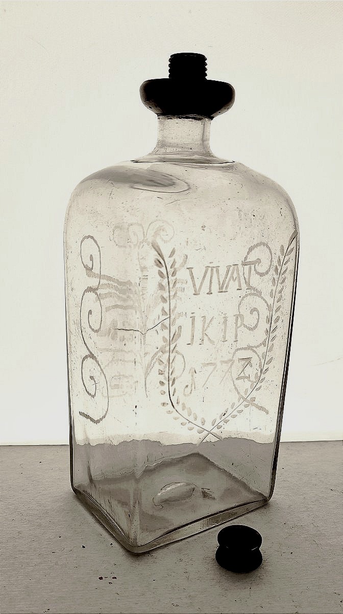 Alcool Des Montagnes, 1772, Blown And Engraved Bottle, Swiss Alps