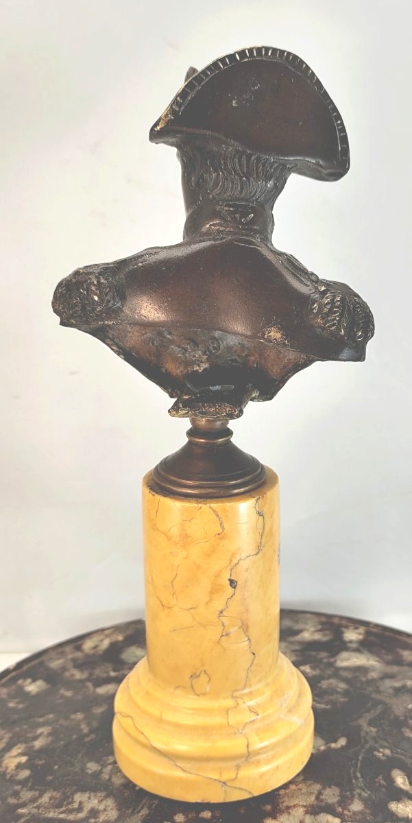 Beau buste bronze, Napoléon Ier, sur une colonne de marbre de Sienne, vers 1840-photo-3