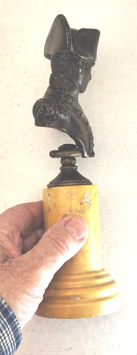 Beau buste bronze, Napoléon Ier, sur une colonne de marbre de Sienne, vers 1840-photo-1