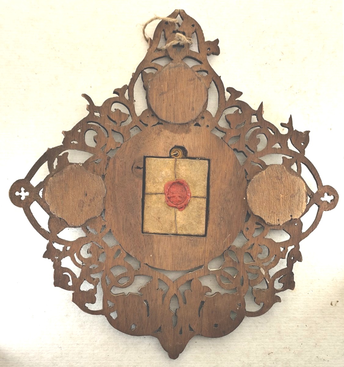 Precious Sealed Reliquary Of St. Bartholomew, With  Wooden Lace Frame, 19th Century-photo-4