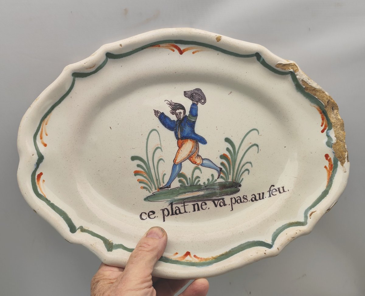 Le déserteur, fin XVIIIe, (très rare sujet)  faïence populaire Bourguignonne-photo-1