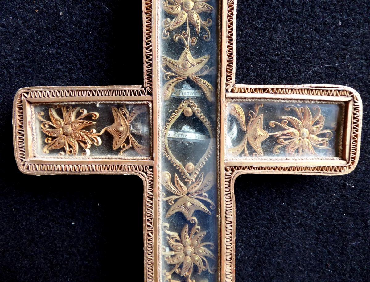 Cruciform Reliquary, 18thc, Gilt Papirolli Under Glass-photo-2