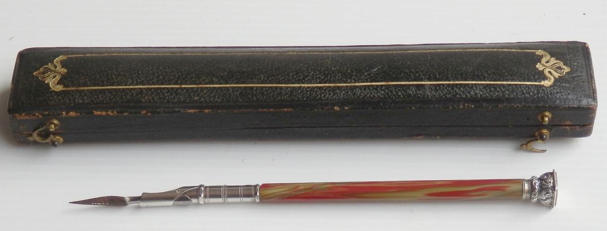 Precious Feathers Pen-stamp Lithyalin, Silver, 19thc, Box