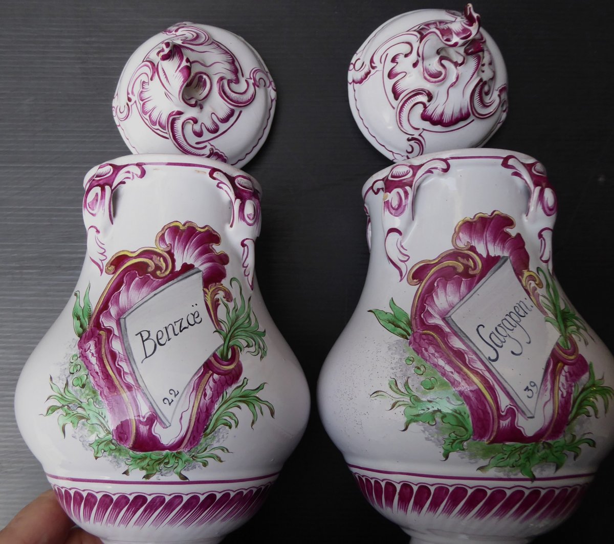 Niderviller, Louis XV Style, Pair Of Covered Apothecary Jars, Good Condition-photo-2