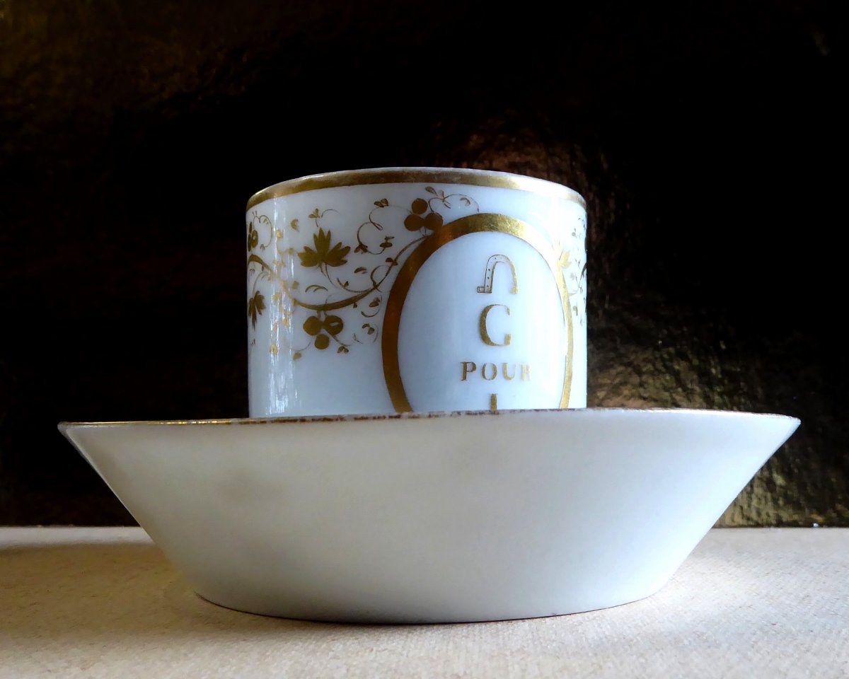 Paris Porcelain, Louis XVI Cup And Saucer Rébus For Love,  Signed-photo-1