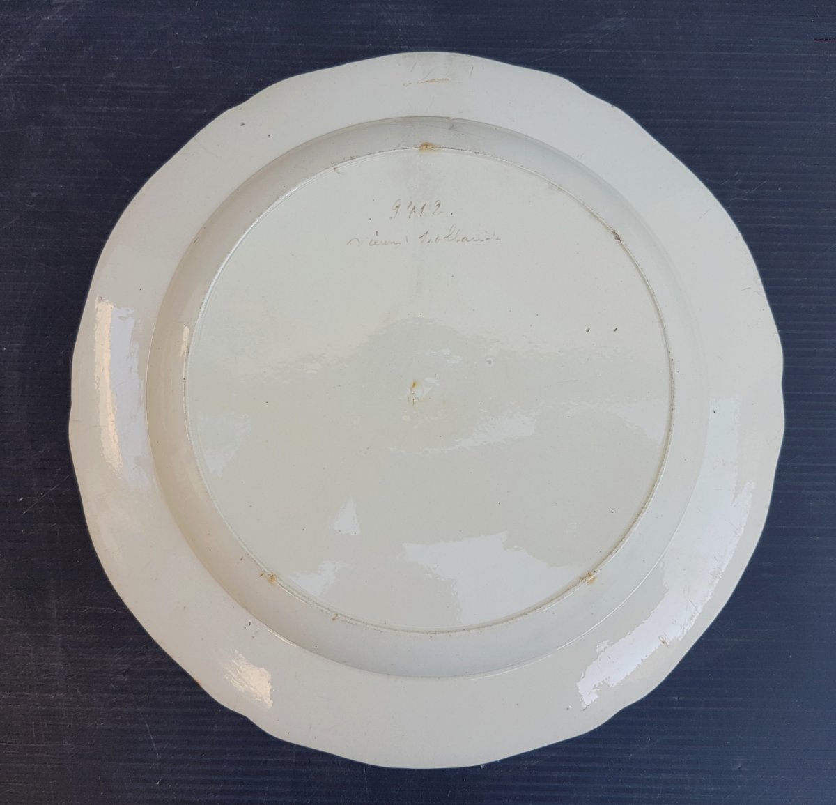 Pays Bas Fin XVIIIe: Plat Creamware Illustré,  Le Fils Prodigue, -photo-1