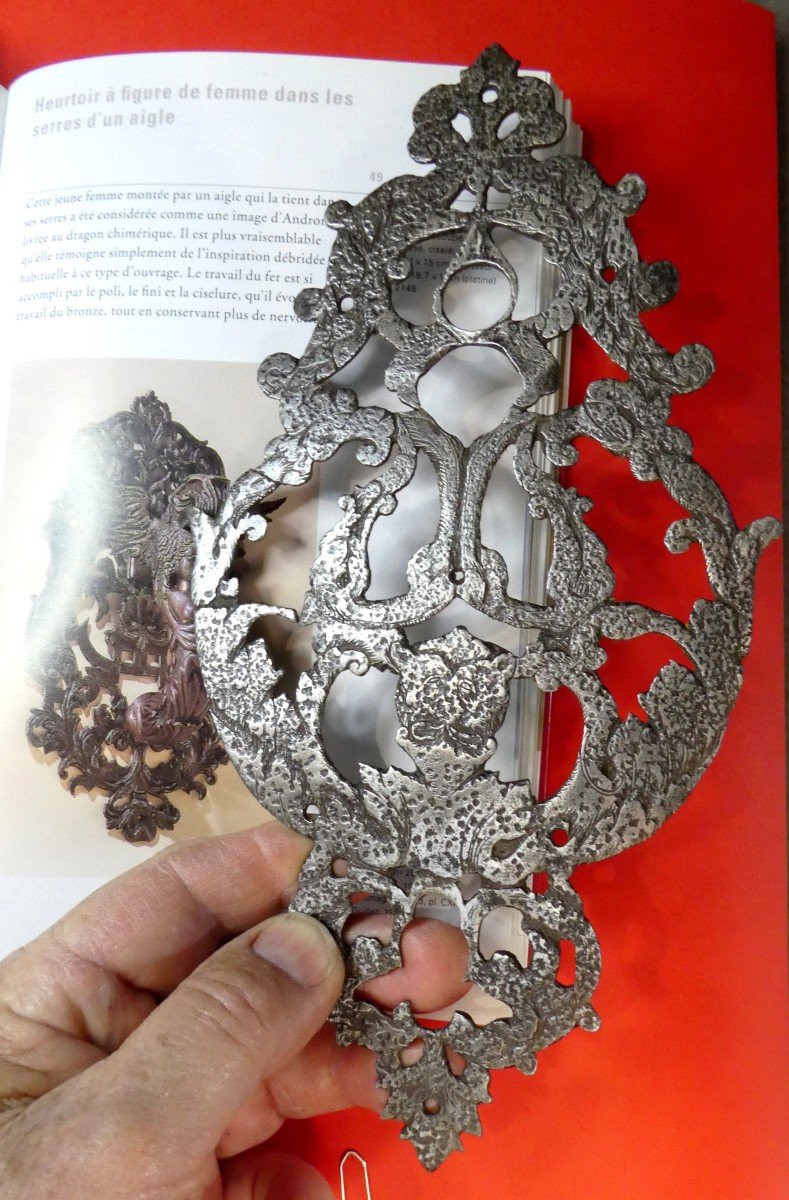 Engraved, Chiseled Ironwork, Louis XIV Period: Door Knocker Plate-photo-4