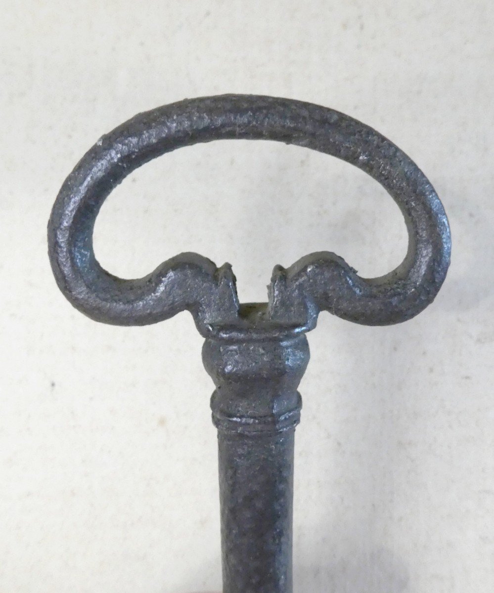 Powerful French Key Circa 16th Century, Rare Model, Emergency Key.-photo-2