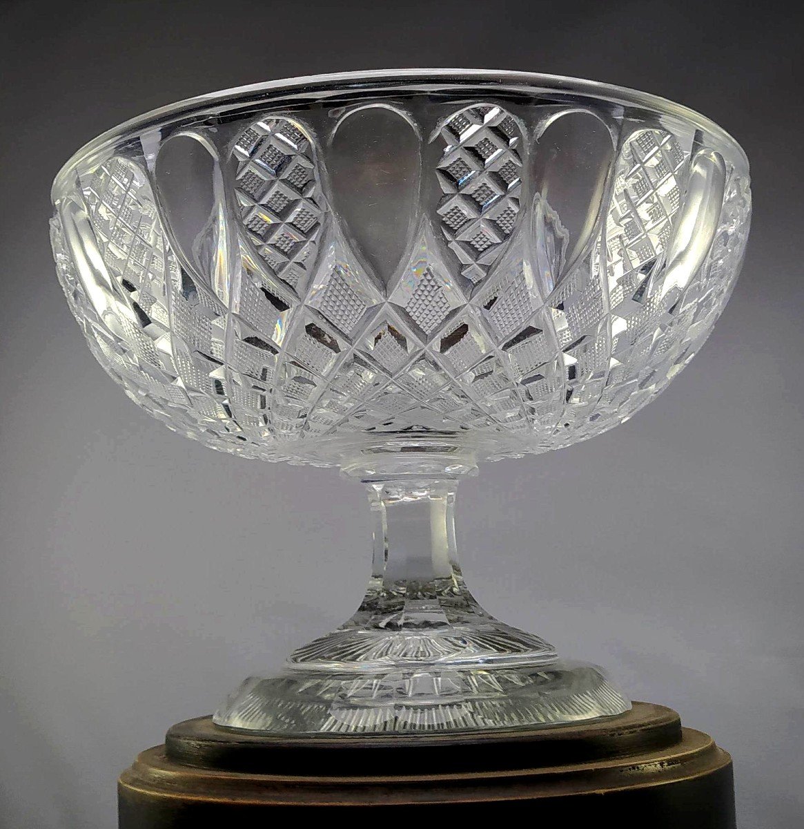 Coupe Cristal Spectaculaire, 1830, Chef D’œuvre De Taille, 3kilos, Bon état