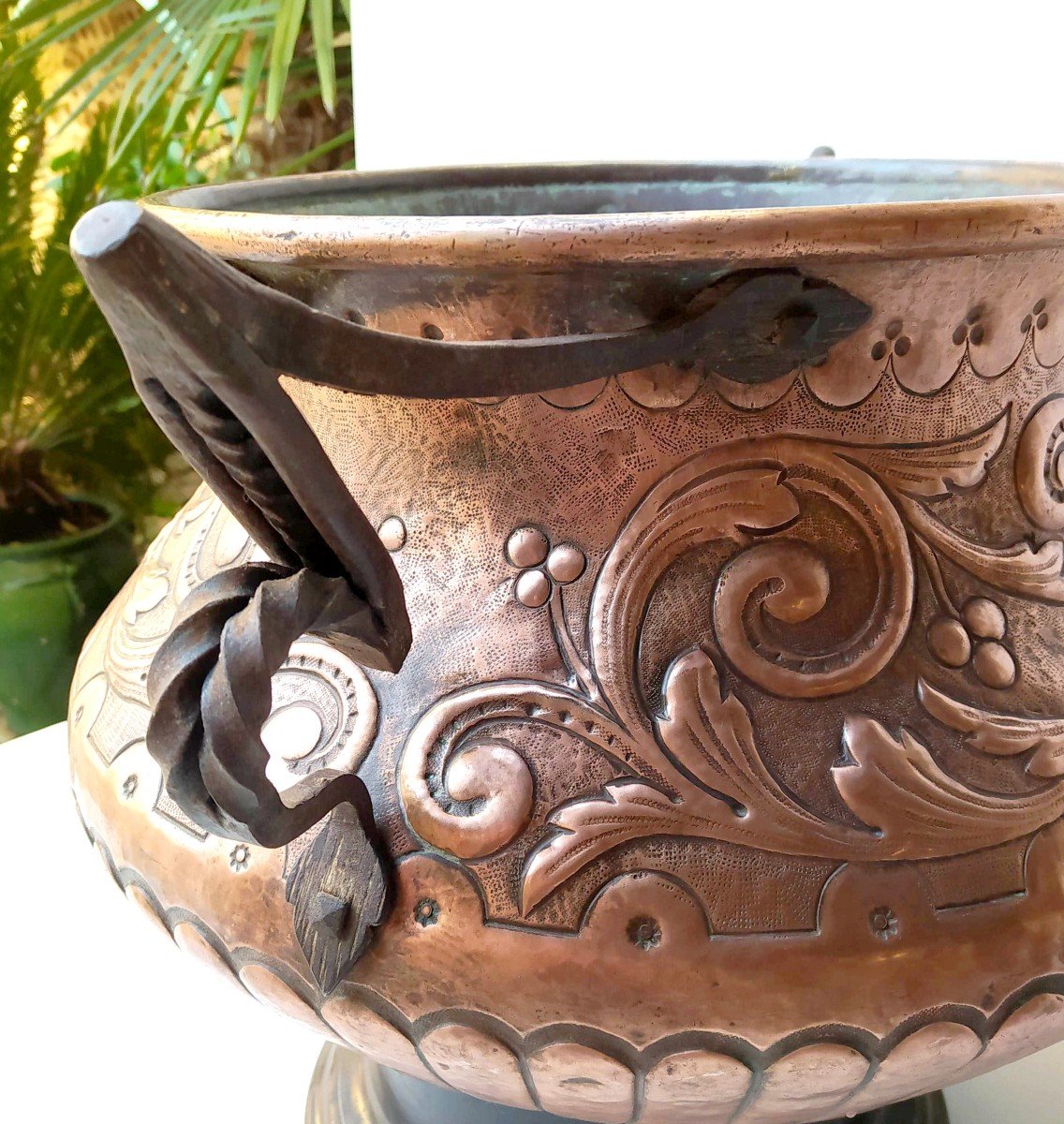 Large Winter Garden Basin, Tool Embossed Copper, Late 19th Century-photo-4