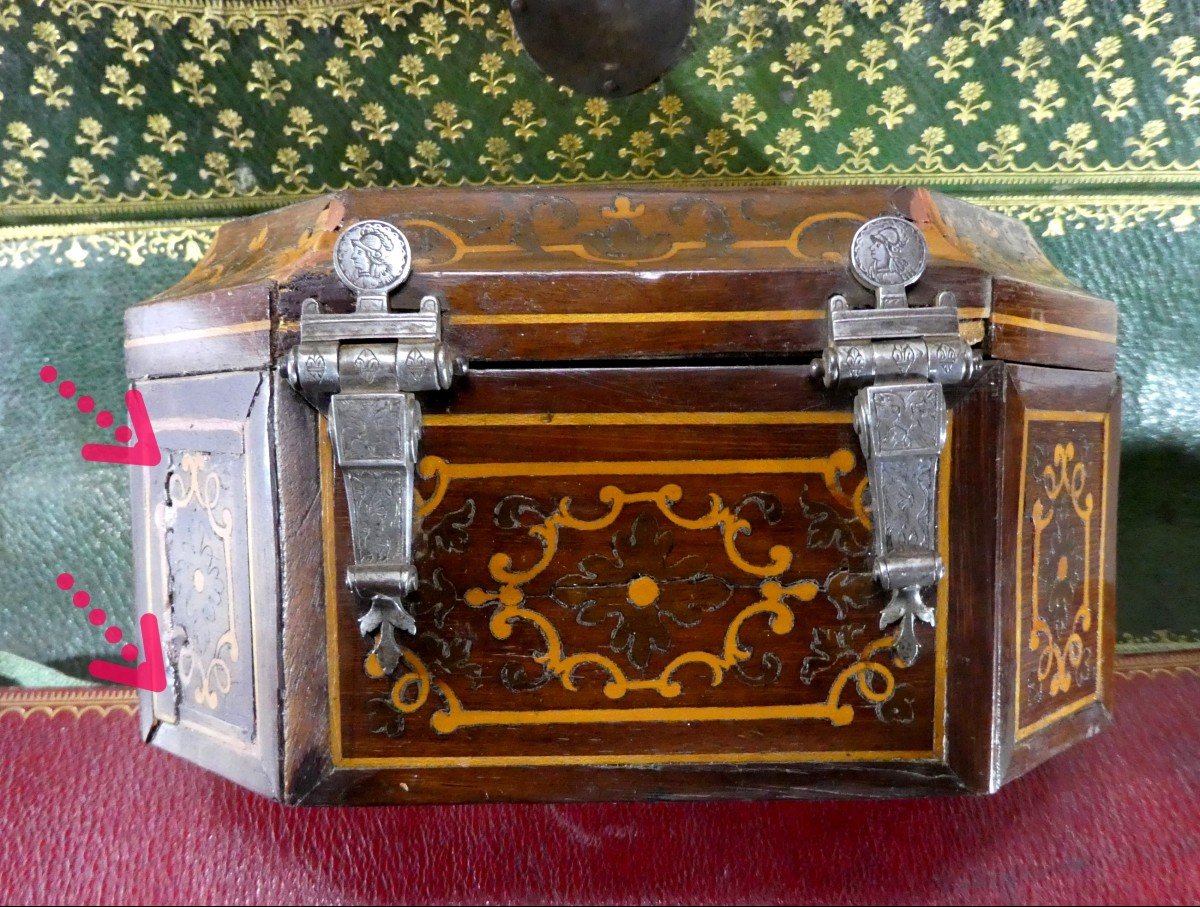 Mystery But Prestigious Sewing Box, 17th Century, With Lily Of France-photo-6