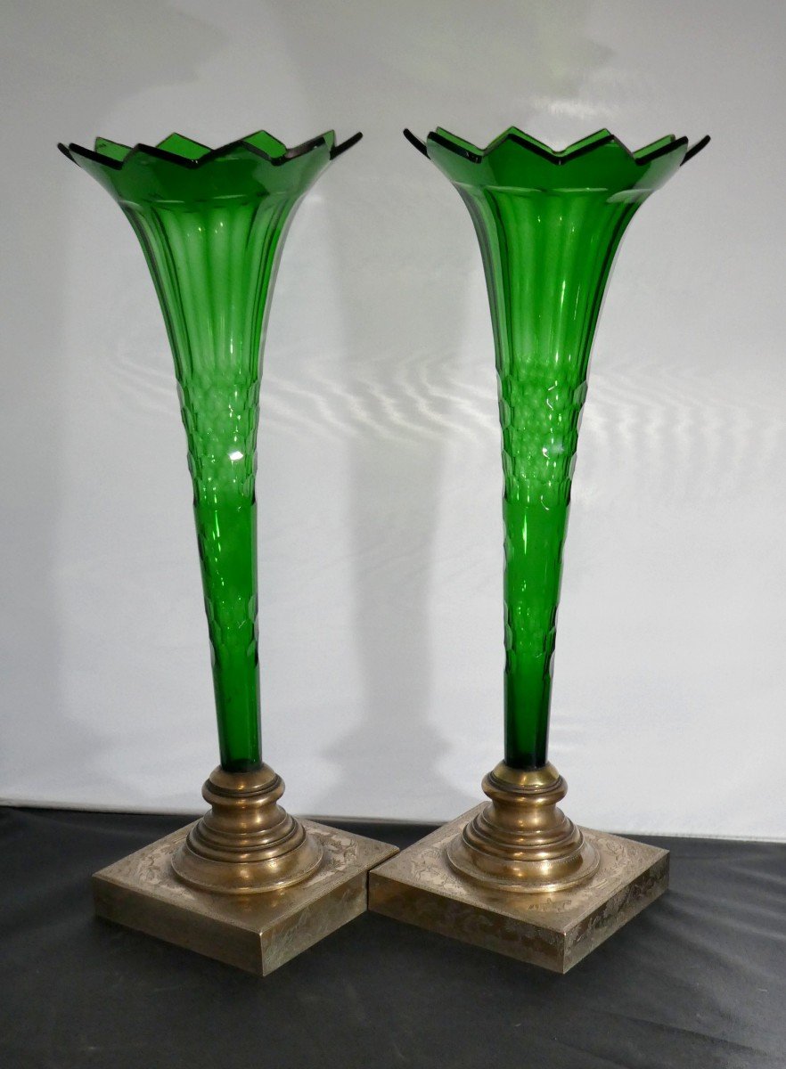 B- En l'Honneur Du Cheval,  Vers 1820,  Paire De Vases Cristal De Bristol Vert, En Bel état