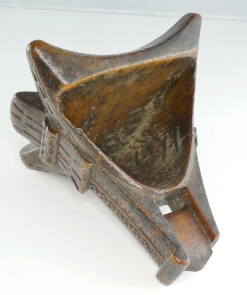 Equestrian Museum: Remarkable Wooden Stirrup, Hispanic Colonies, 18th Or Before-photo-3