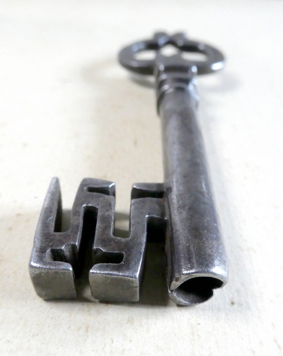 French 16th Century Renaissance Key, 12cm, Good Condition.-photo-1