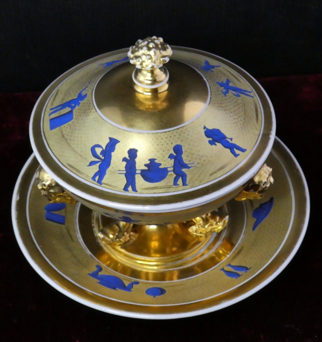 Luxurious Drageoir 1st Empire, Gilt Paris Porcelain By  Darte, Good Condition.-photo-4