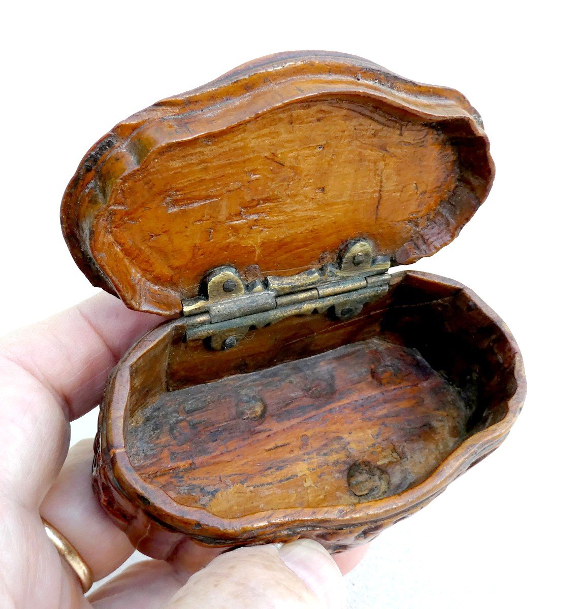 Monoxyle  Boxwood Snuffbox:  Garden Of Eden, Louis XIV Period, Fine Treen-photo-2