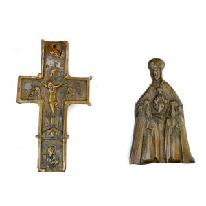 Art Russe : Croix Pectorale Buis sculpté, Vierge En Majesté, 