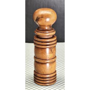 Mortier et pilon à tabac, un « PILOU » Buis tourné du 19e siècle pour tabac à priser