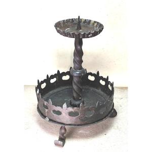 Beau Flambeau à couronne, Forge fine Haute époque