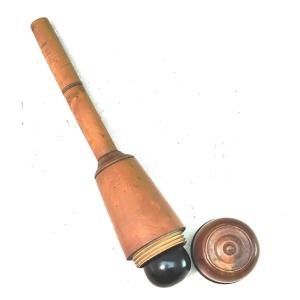 Surgical Trocar In Turned Boxwood Case, Circa 1800